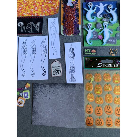 Halloween Scrapbooking & Crafting Kit - Picture 9 of 10